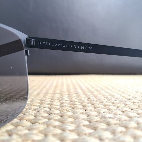 NEW: Stella McCartney - Sunglasses w/ Branded Leather Case and Dust Cloth - Picture 6 of 16